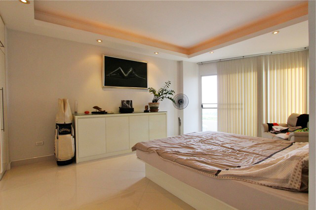 1-Bed Jomtien Condo for Rent