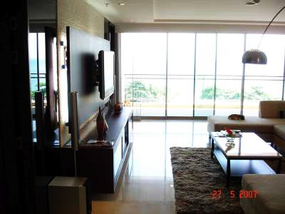 3 Bedrooms Luxury Sea view Condo for Rent on Pattaya Beach Rd.