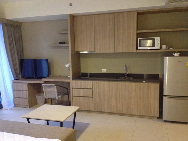 Condo For Rent in Wong Amat Beach Pattaya