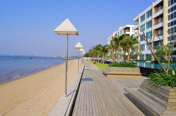 Luxury Beachfront Condominium for Sale and Rent