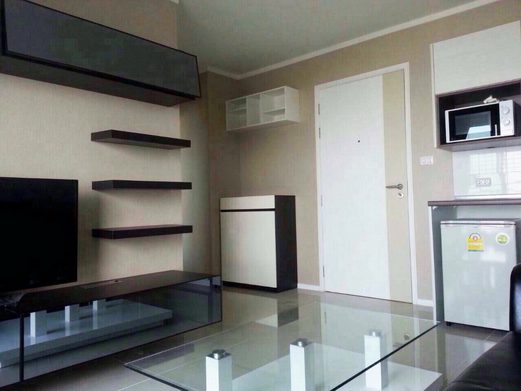 New Condo Seaview for Rent in Jomtien Beach Rd.