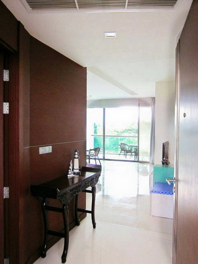 Luxury Beachfront Condominium for Rent