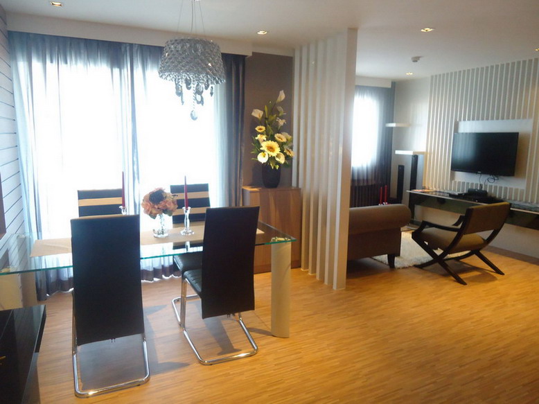 A Beautiful 2 Bedrooms Condo for Sale in Jomtien