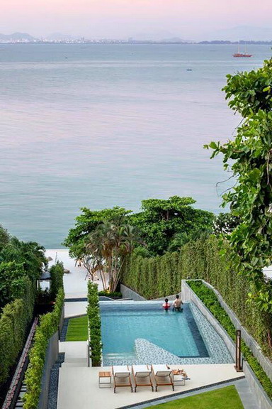 Luxury 1 Bedroom Condo for Sale and Rent in Wong Amat Beach Pattaya