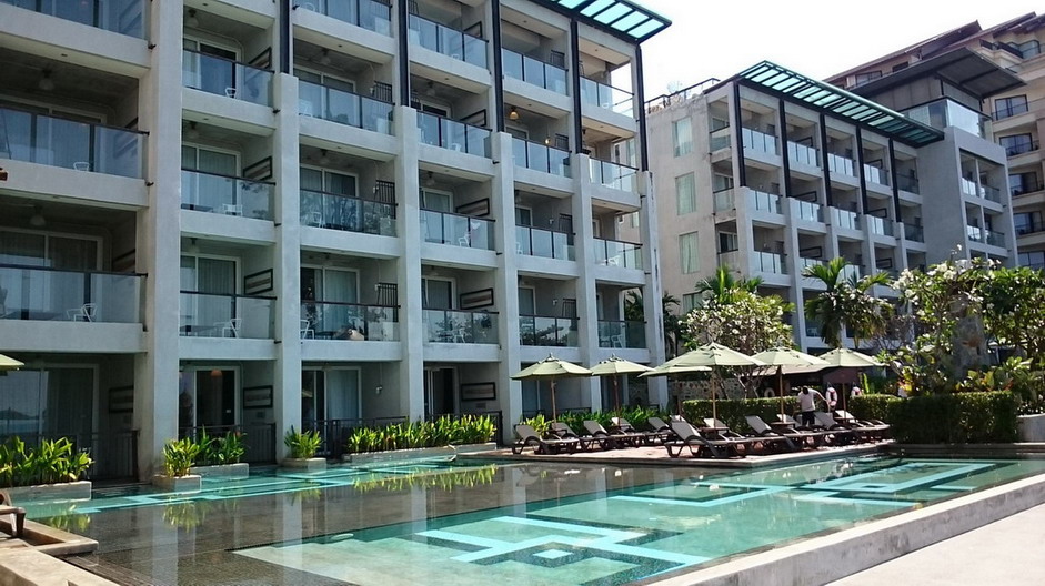 Luxury 1 bedroom Beachfront Condo for Sale and Rent