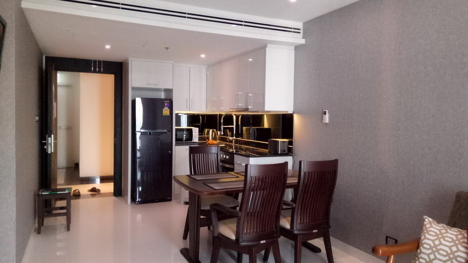 Luxury Sea View Condo for Rent Pratumnak Hill