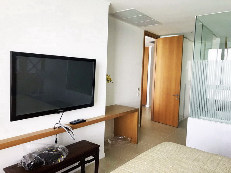 3-Rooms North point Condo for Rent in Wong Amat Beach, Pattaya