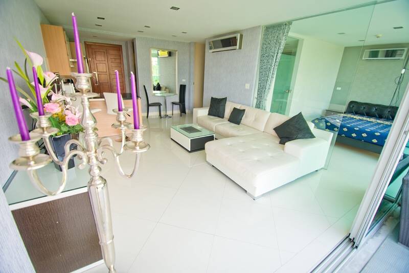 2 Bedrooms Condo for Rent in Wongamat Beach Pattaya