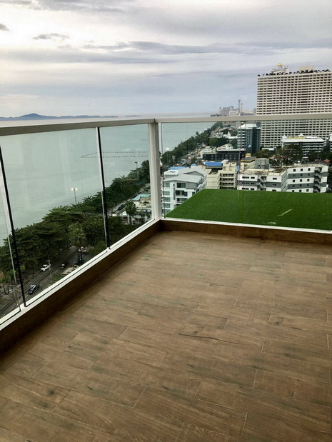 Luxury 3BR for Sale and Rent in Jomtien Beach, Pattaya