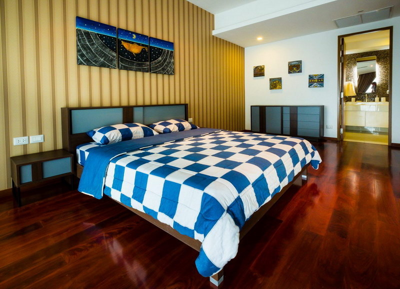 Duplex For Rent with Private Beach in Wong Amat Beach, Pattaya