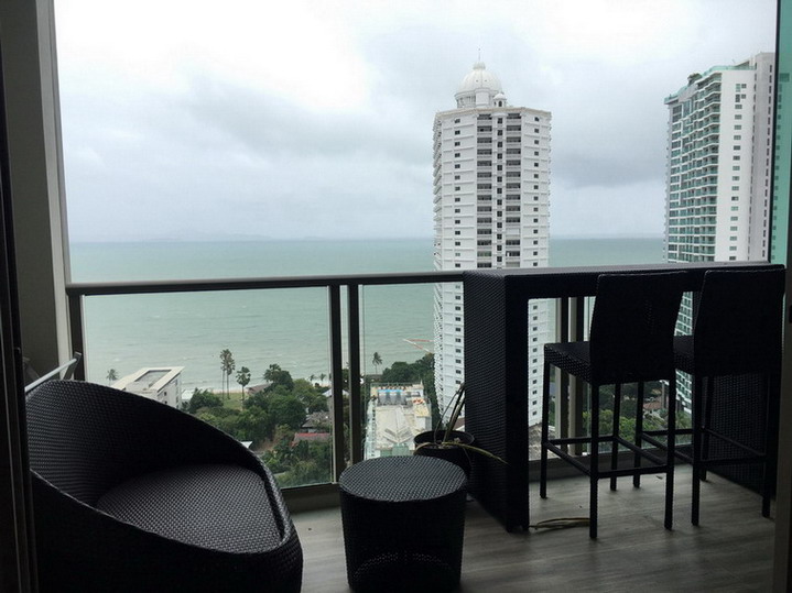 Sea View 2 Bedrooms Condo for Rent in Wong Amat, Pattaya