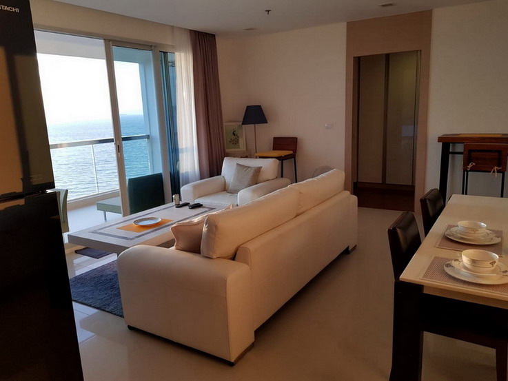 Luxury Condominium for Rent in Wong Amat Beach Pattaya