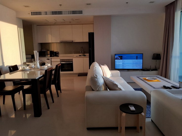 Luxury Condominium for Rent in Wong Amat Beach Pattaya