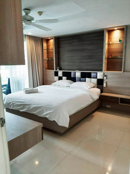 3 Bedrooms Condo for Sale and Rent in Pattaya City