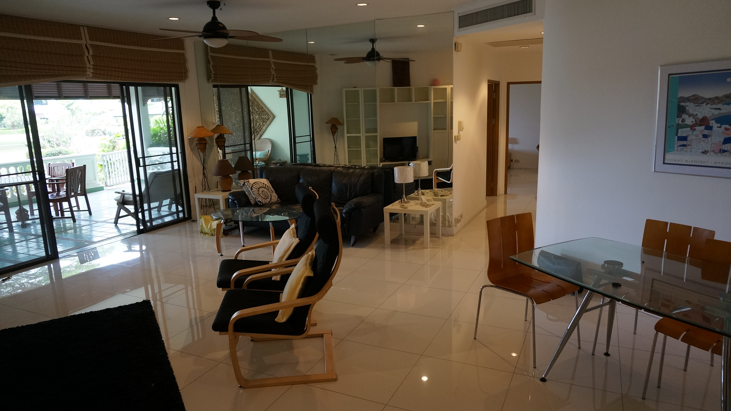 Beachfront 2 Bedrooms Condominium For Sale and Rent in Na Jomtien