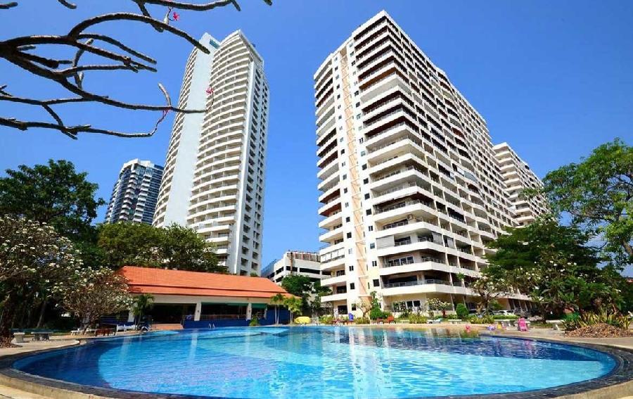 Large Apartments for Sale on Pratamnak Hill, Pattaya