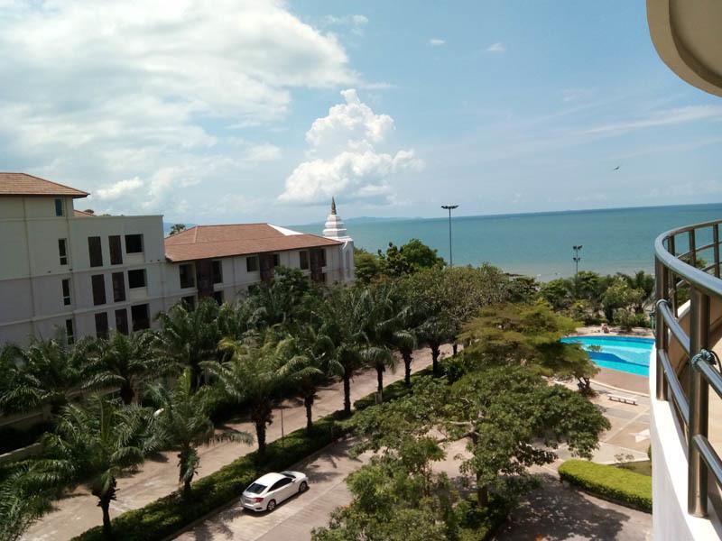 Large Apartments for Sale on Pratamnak Hill, Pattaya