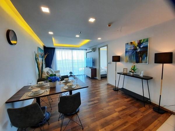 Sea View  2 Bedrooms Apartment for Sale and Rent on Pratumnak Hill, Pattaya