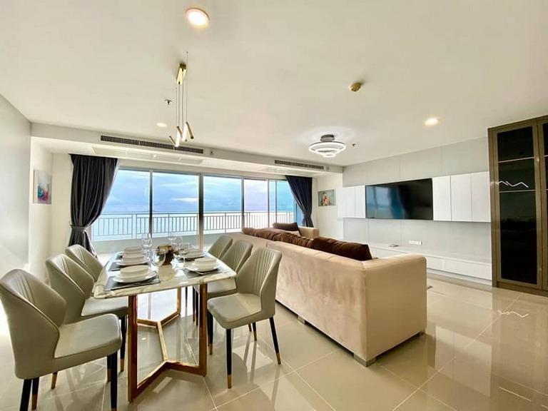 3 Bedrooms Condo for Rent Jomtien Beach Road