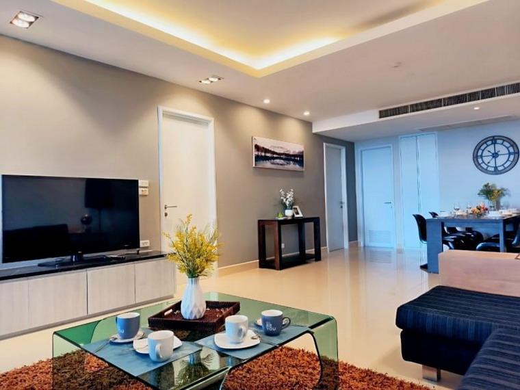 Spacious Sea View condo for Sale or Rent at Na Jomtien