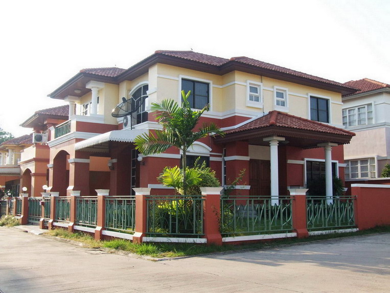 2-Storey House for Sale or Rent on Central Pattaya East side