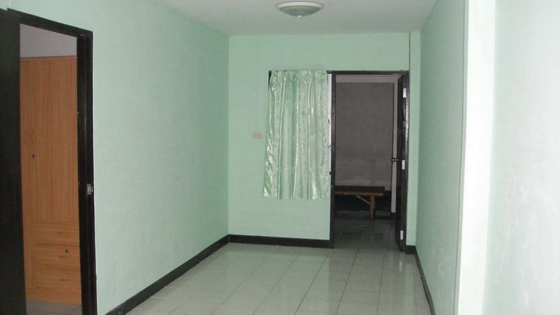 2 Storey Town House For Rent