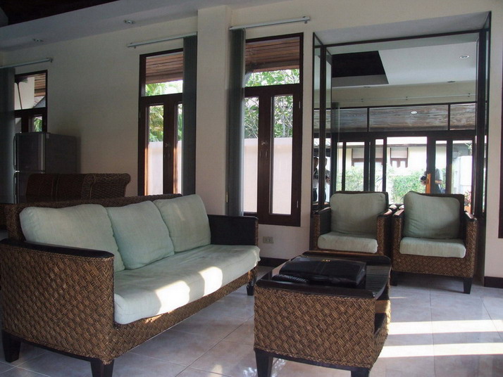 4 Bedroom House with Pool for Rent in Mabprachan Reservoir, Pattaya, Chonburi.