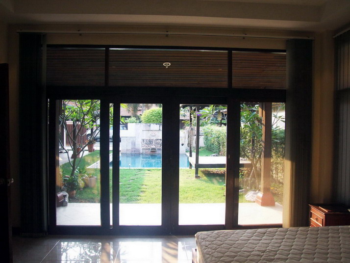 4 Bedroom House with Pool for Rent in Mabprachan Reservoir, Pattaya, Chonburi.