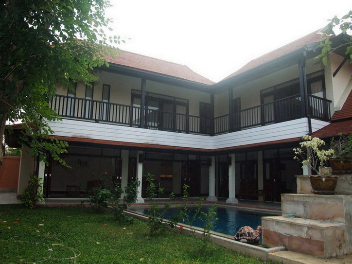 2 Storey Private Pool House for Rent