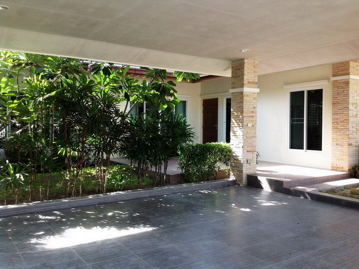 Luxury House For Rent in East Pattaya