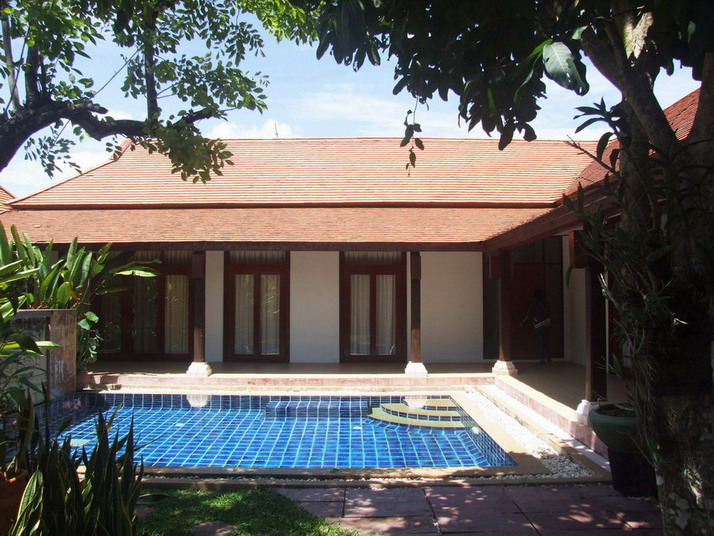 Private Pool 3 Bed House for Rent