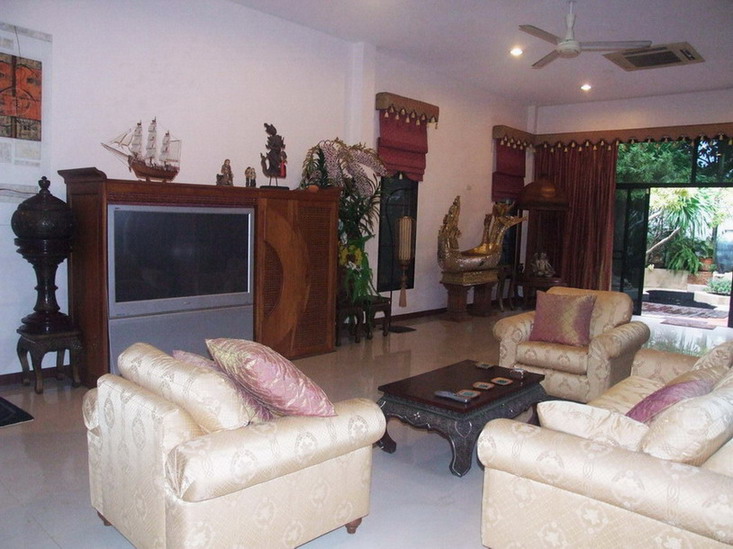 Furnished Luxury Home for Rent in East Pattaya, Thailand