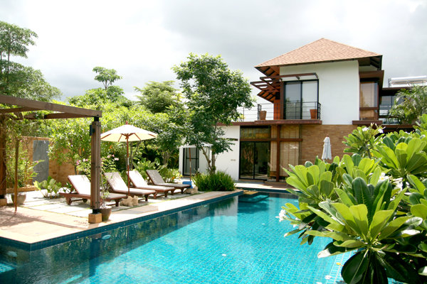 Luxury House For Sale and Rent in East Pattaya