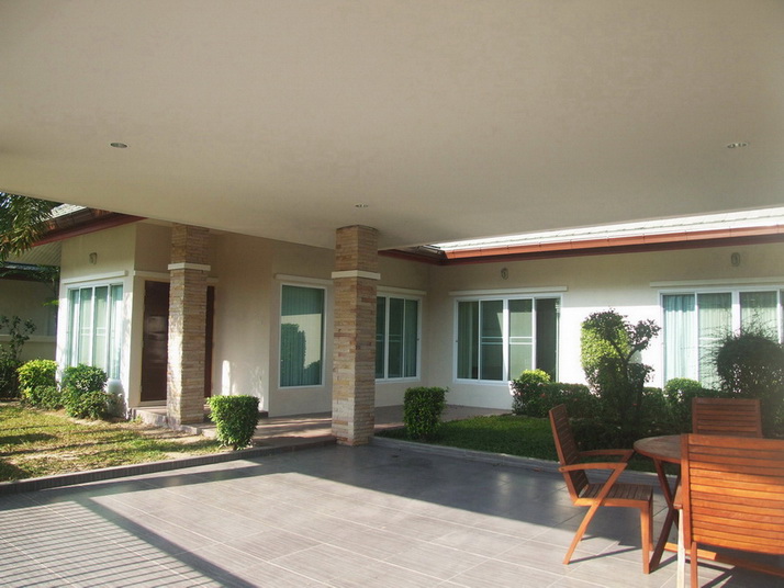 Modern House For Rent in East Pattaya