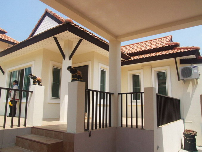 New House for Rent in Jomtien