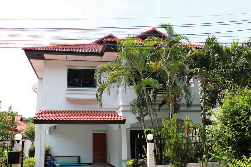 4 Bedrooms Jomtien House for Rent