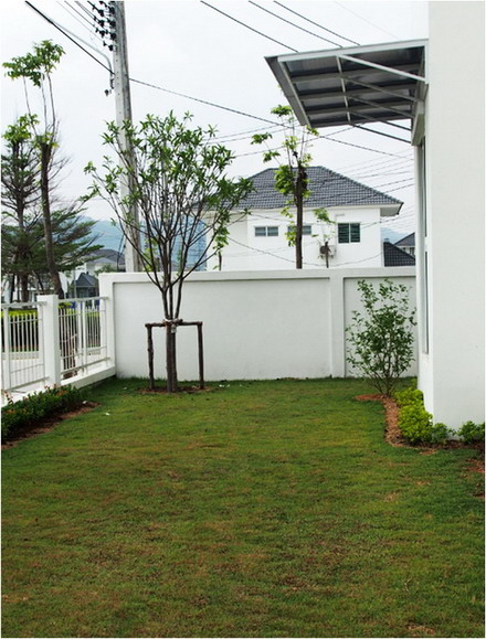 New House for Rent for in Banglamung Chonburi