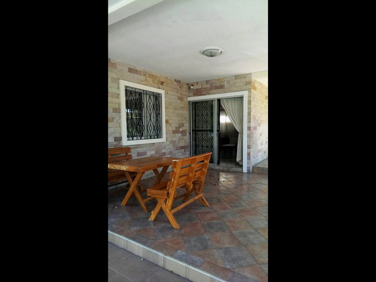 2 Bedrooms House for Rent in East Pattaya