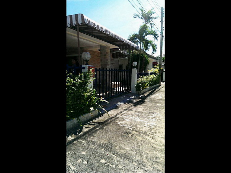 2 Bedrooms House for Rent in East Pattaya