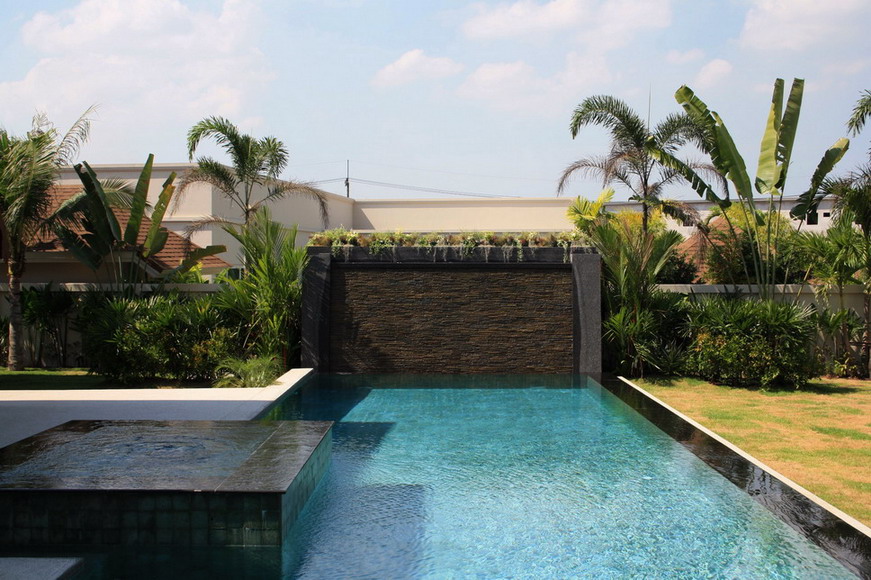 QUICK SALE!!! Luxury Homes for Sale, Pattaya Thailand