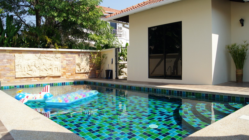 Pool Villa for Rent in Pattaya