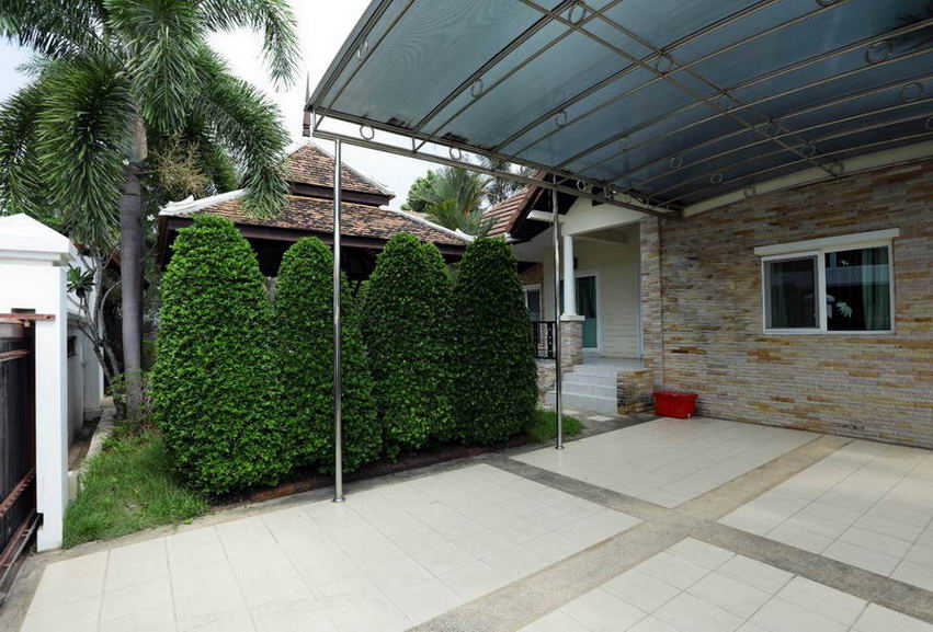 Two-story House for Rent Jomtien