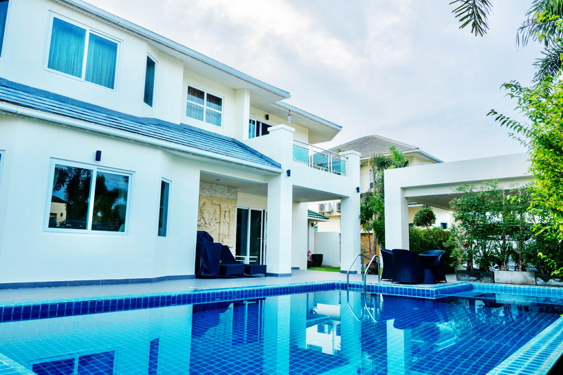 2 Story House for Rent in East Pattaya