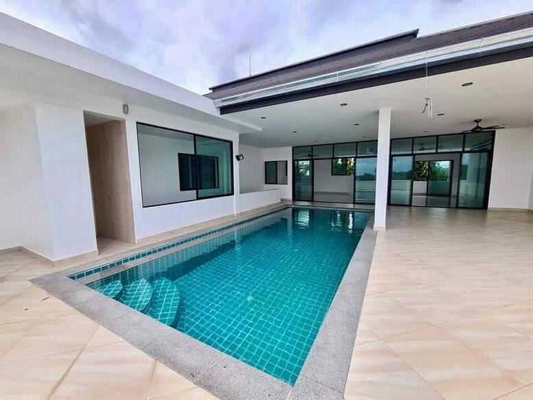 1 RAI New House for Sale in Mapprachan Lake, East Pattaya